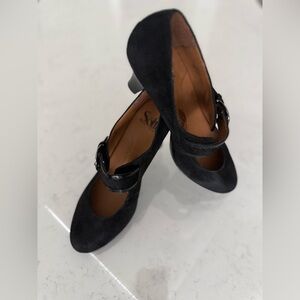 Elegant Black Mary Jane Heels